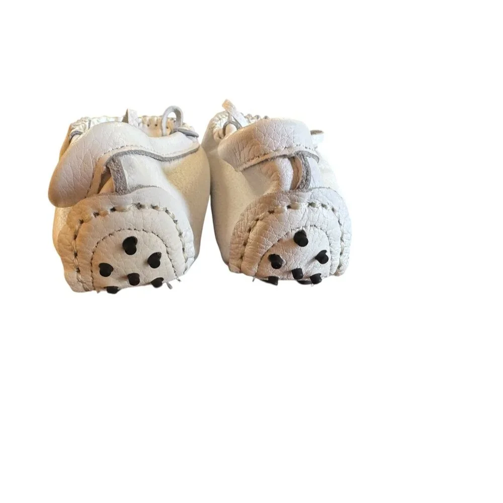 Augusta Baby‎ Collections White Leather Moccasins Soft Sole Size 7